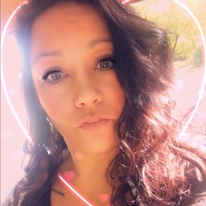 Meet your Posher, Melanie